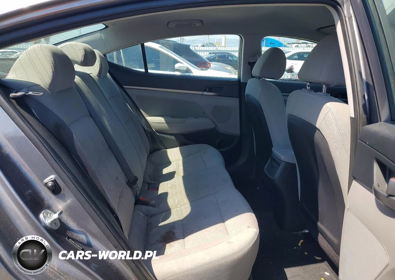 2018 Hyundai Elantra Sel VIN:5NPD84LF0JH296126 - 10