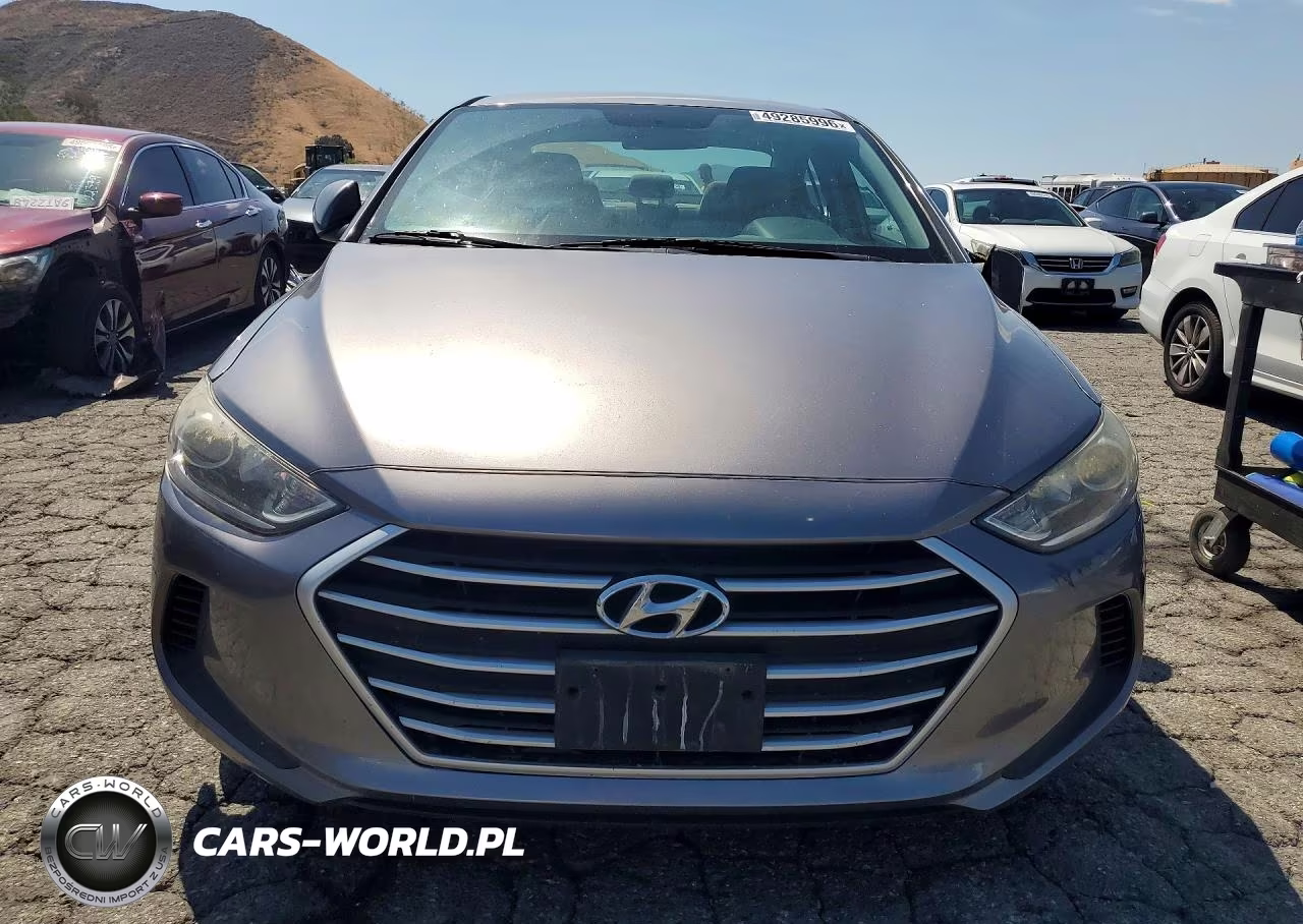 2018 Hyundai Elantra Sel VIN:5NPD84LF0JH296126 - 5