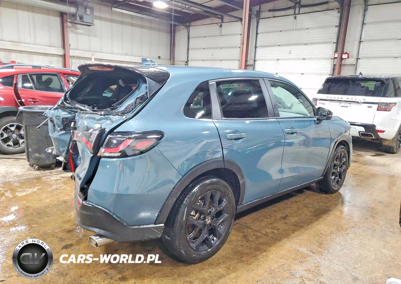 2025 Honda Hr-V Sport VIN:3CZRZ2H59SM706628 - 3