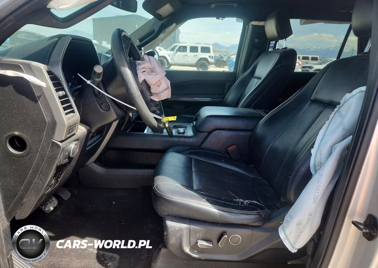 2019 Ford Expedition Xlt VIN:1FMJU1JT2KEA24020 - 7