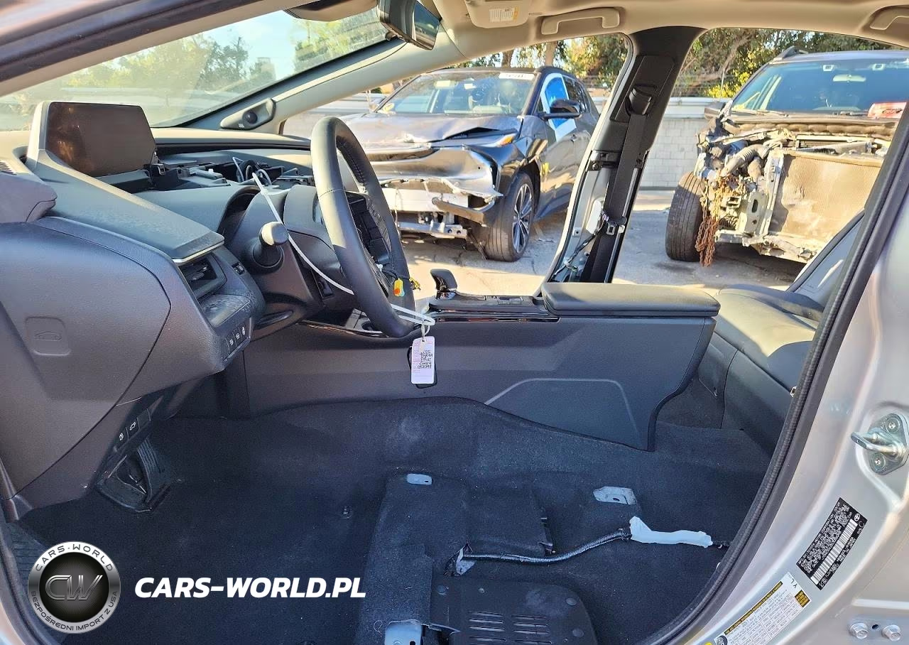 2025 Toyota Prius Limited VIN:JTDACAAU3S3058298 - 7