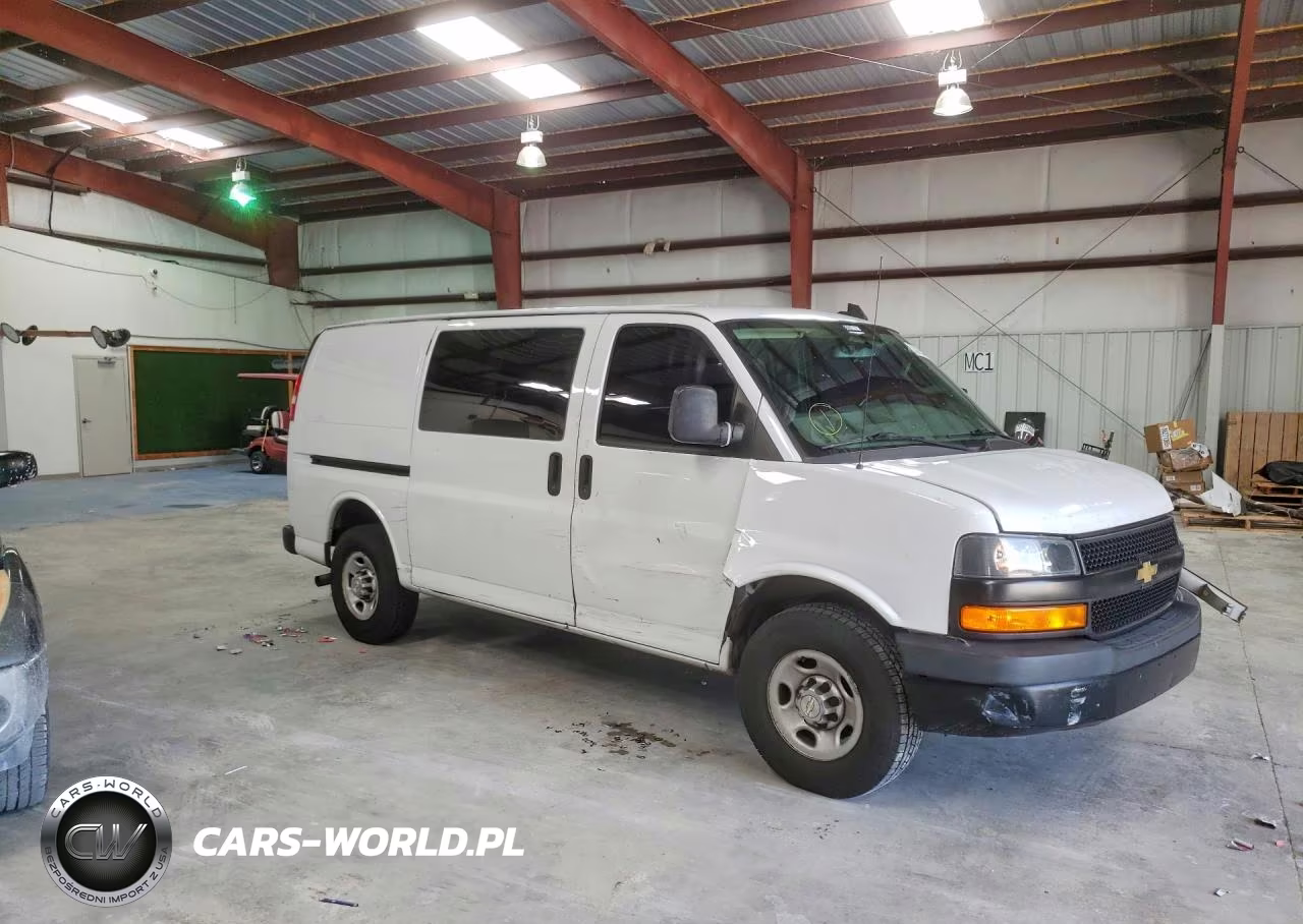 2020 Chevrolet Express 2500 Cargo Utility - Service Van VIN:1GCWGAFP5L1276611 - 4
