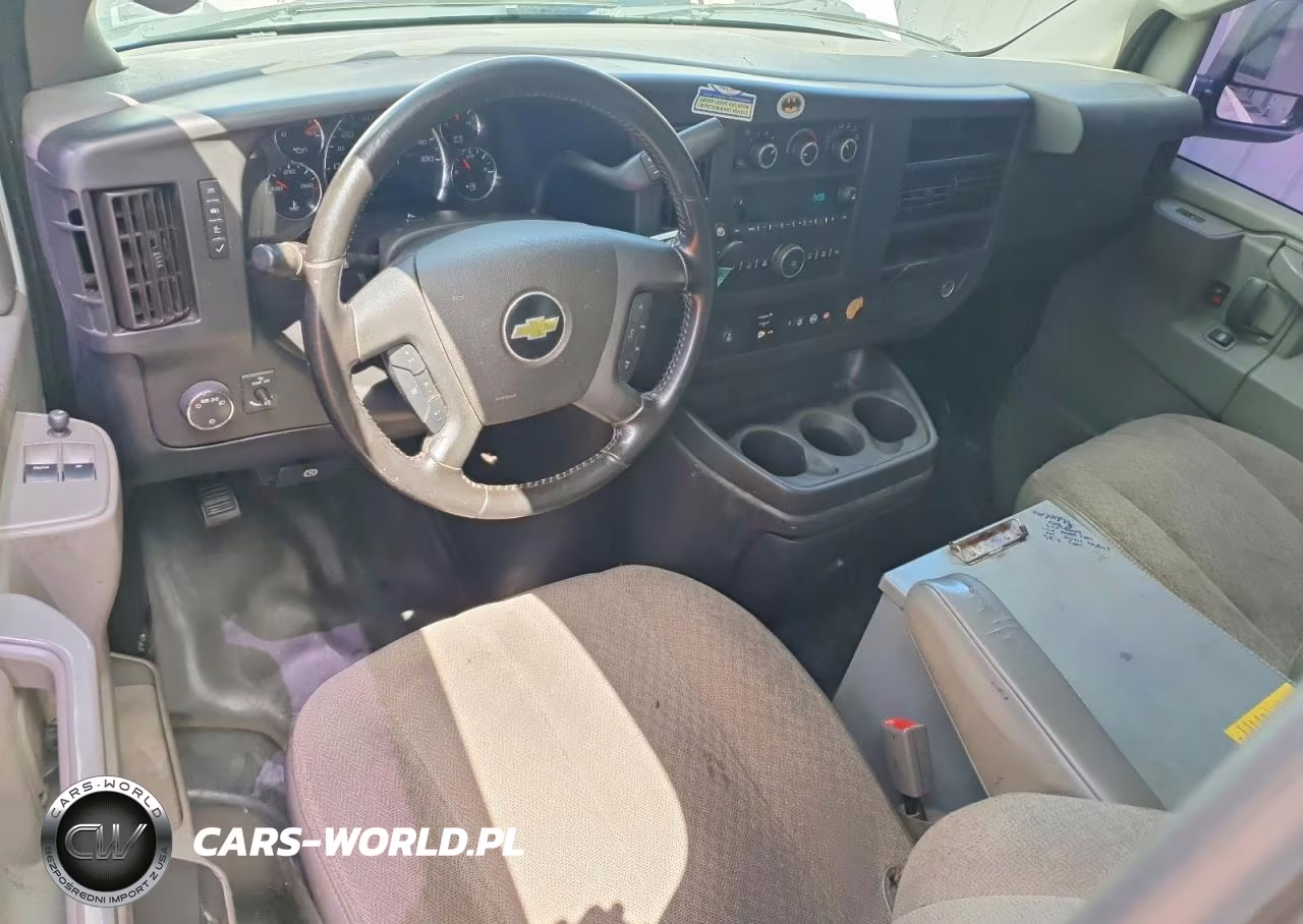 2020 Chevrolet Express 2500 Cargo Utility - Service Van VIN:1GCWGAFP5L1276611 - 8
