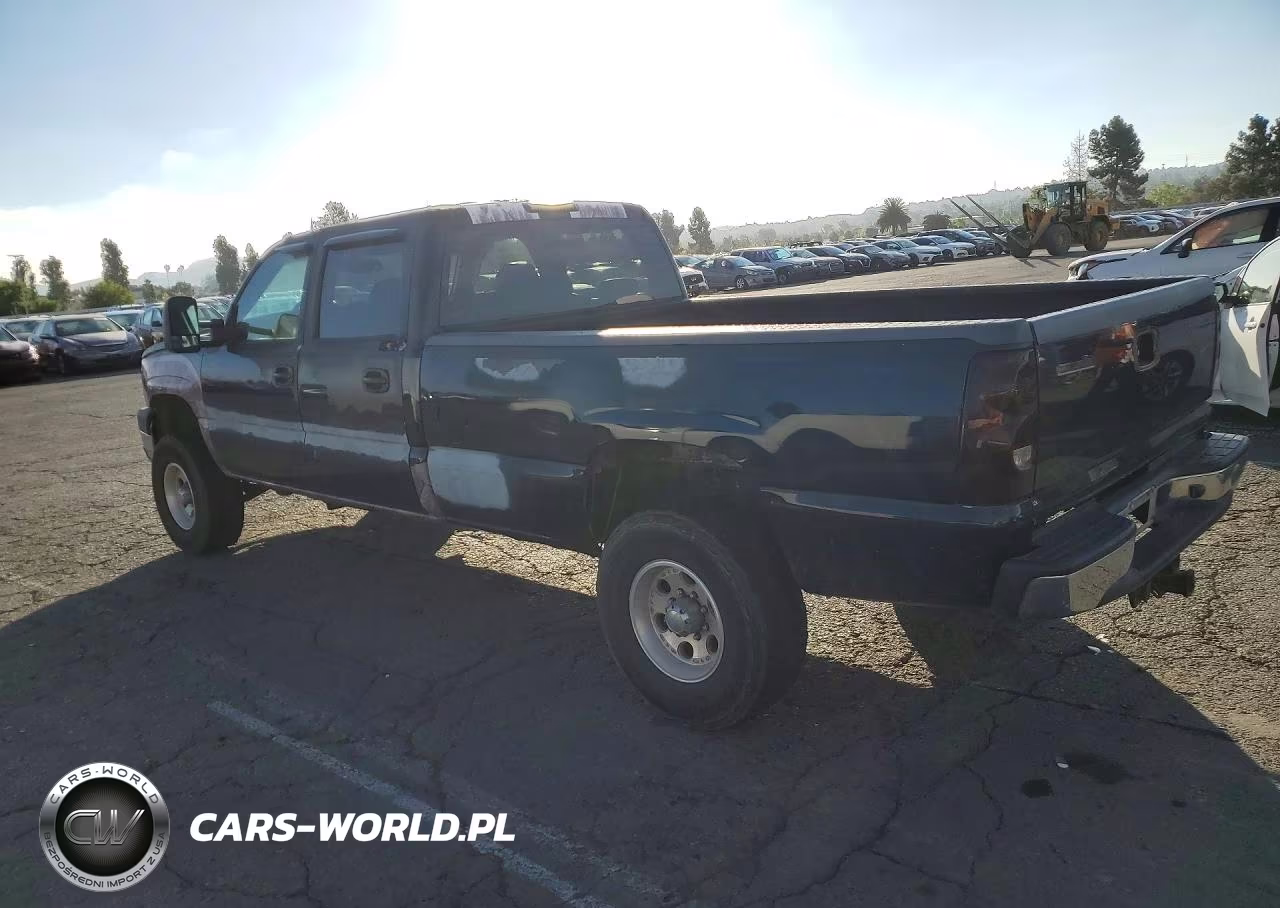 2005 Chevrolet Silverado K2500 Heavy Duty VIN:1GCHK23245F855813 - 2