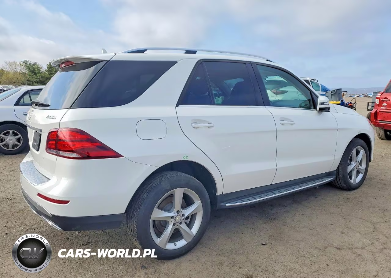 2016 Mercedes-Benz Gle 300D 4Matic VIN:4JGDA0EB5GA622196 - 3