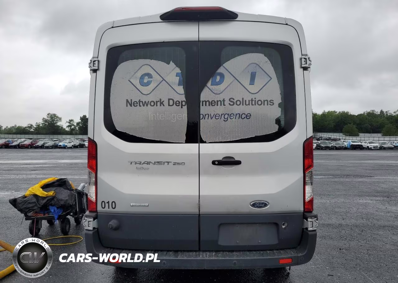 2018 Ford Transit T-250 VIN:1FTYR2CG0JKB47454 - 6