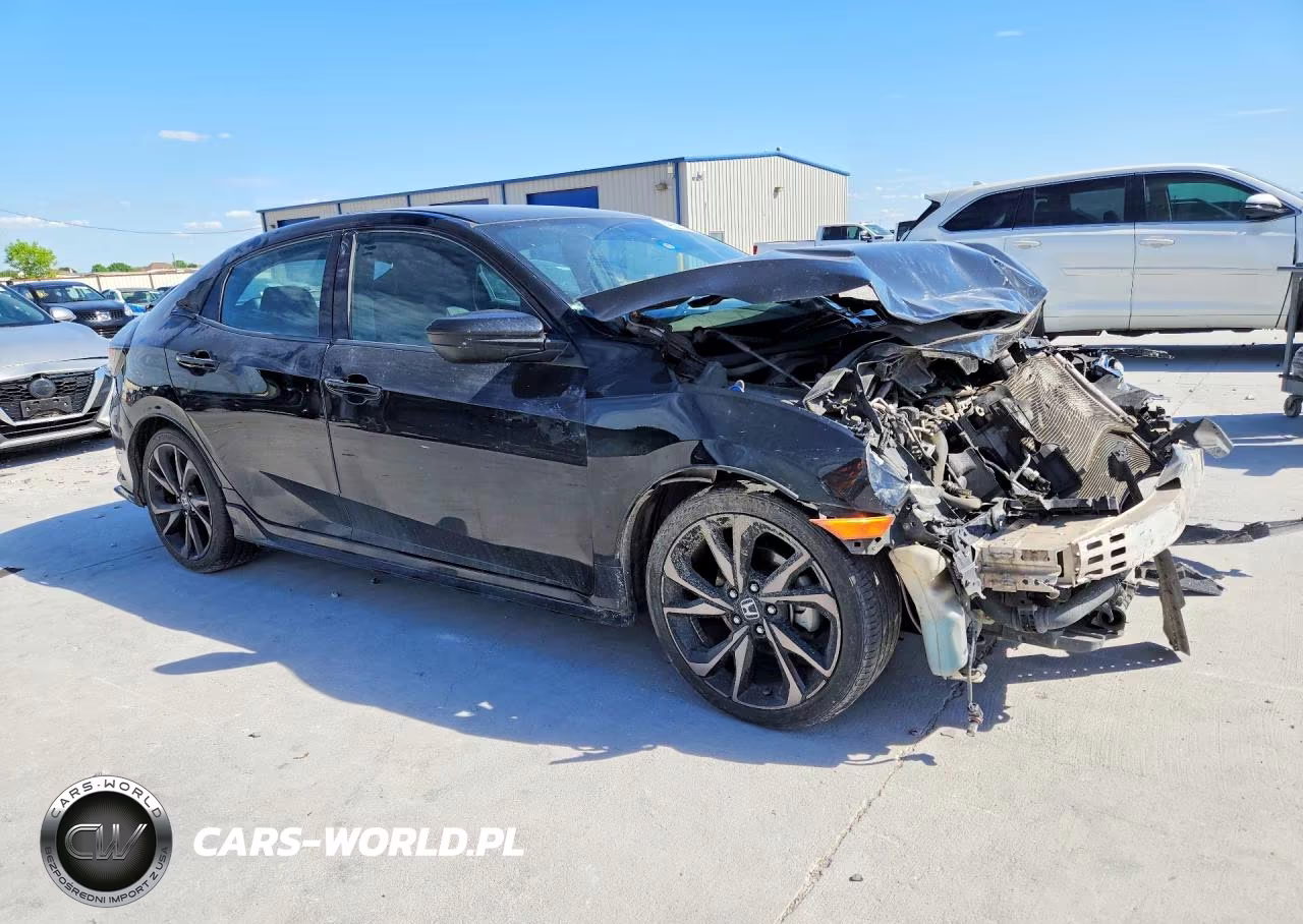 2018 Honda Civic Sport VIN:SHHFK7H47JU219933 - 4