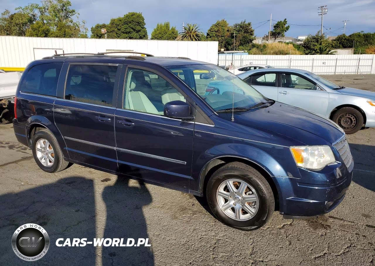 2009 Chrysler Town & Country Touring VIN:2A8HR54119R614348 - 4