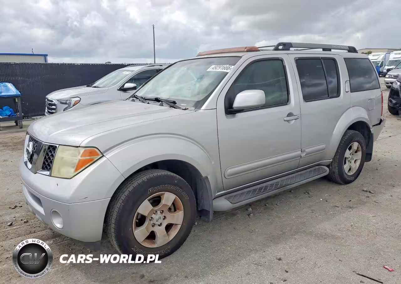 2005 Nissan Pathfinder Xe