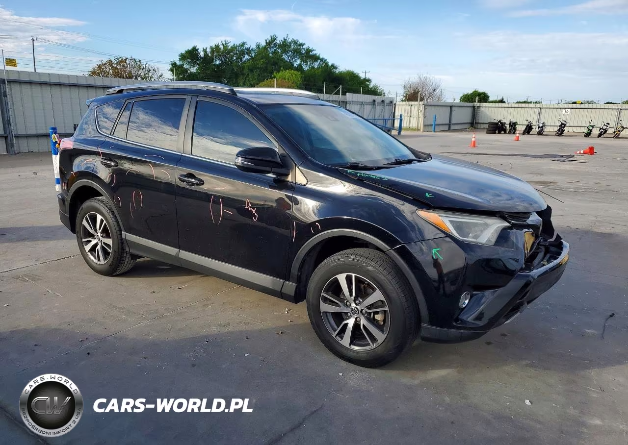 2018 Toyota Rav4 Xle VIN:2T3WFREV4JW459871 - 4