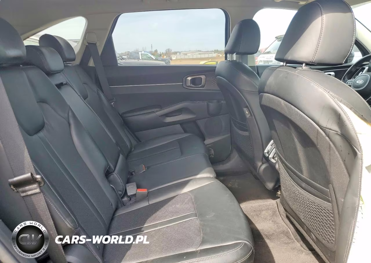 2021 Kia Sorento S VIN:5XYRLDLC3MG018133 - 10