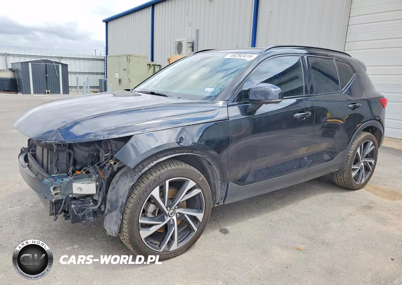 2021 Volvo Xc40 T5 R-Design