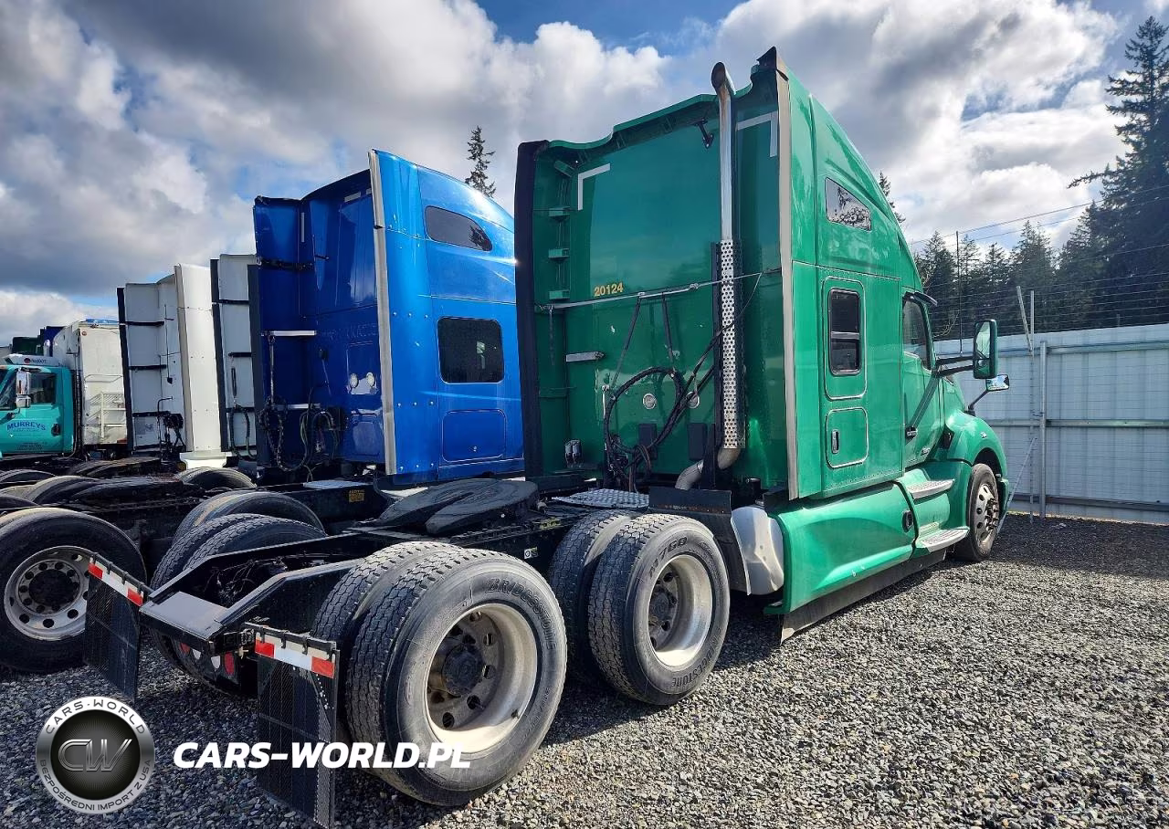 2020 Kenworth Construction T680 VIN:1XKYDP9X1LJ392408 - 4