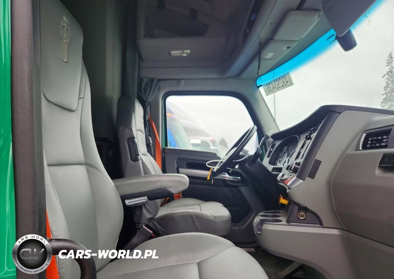 2020 Kenworth Construction T680 VIN:1XKYDP9X1LJ392408 - 5