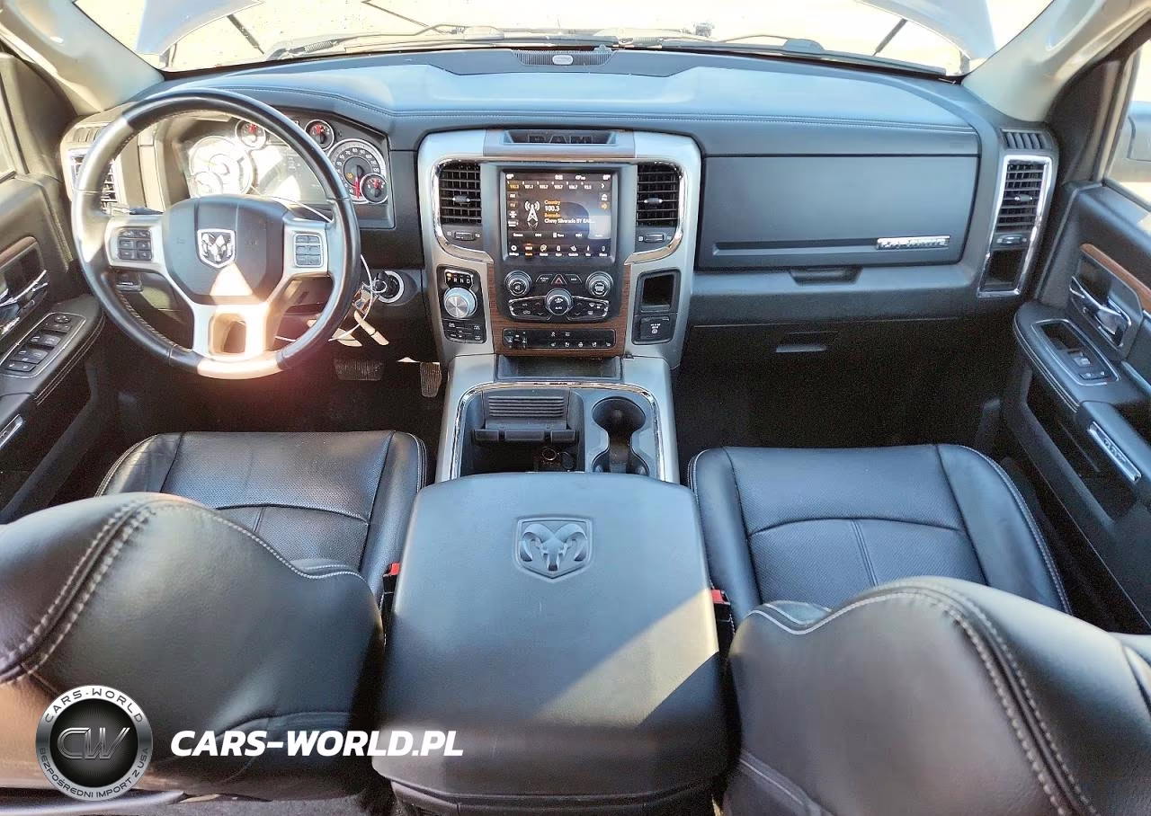 2018 Ram 1500 Laramie VIN:1C6RR7NT6JS146456 - 8