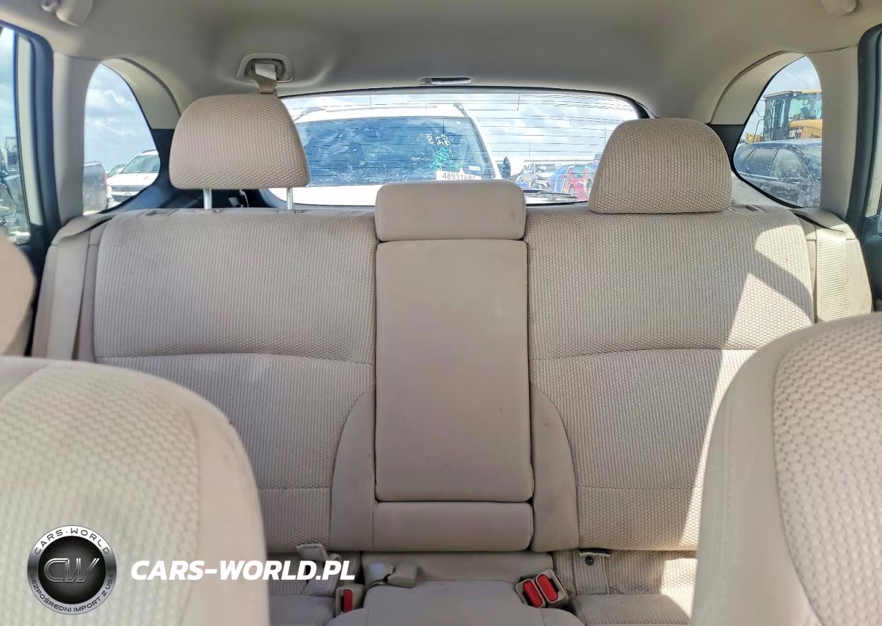 2018 Subaru Outback 2.5I Premium VIN:4S4BSAFC8J3279879 - 10