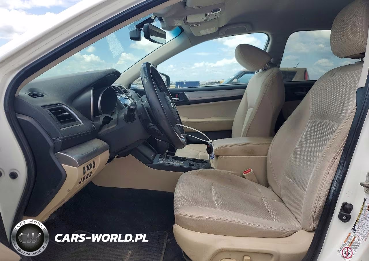 2018 Subaru Outback 2.5I Premium VIN:4S4BSAFC8J3279879 - 7