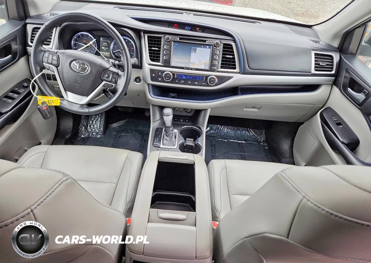 2019 Toyota Highlander Xle VIN:5TDJZRFH5KS924669 - 8