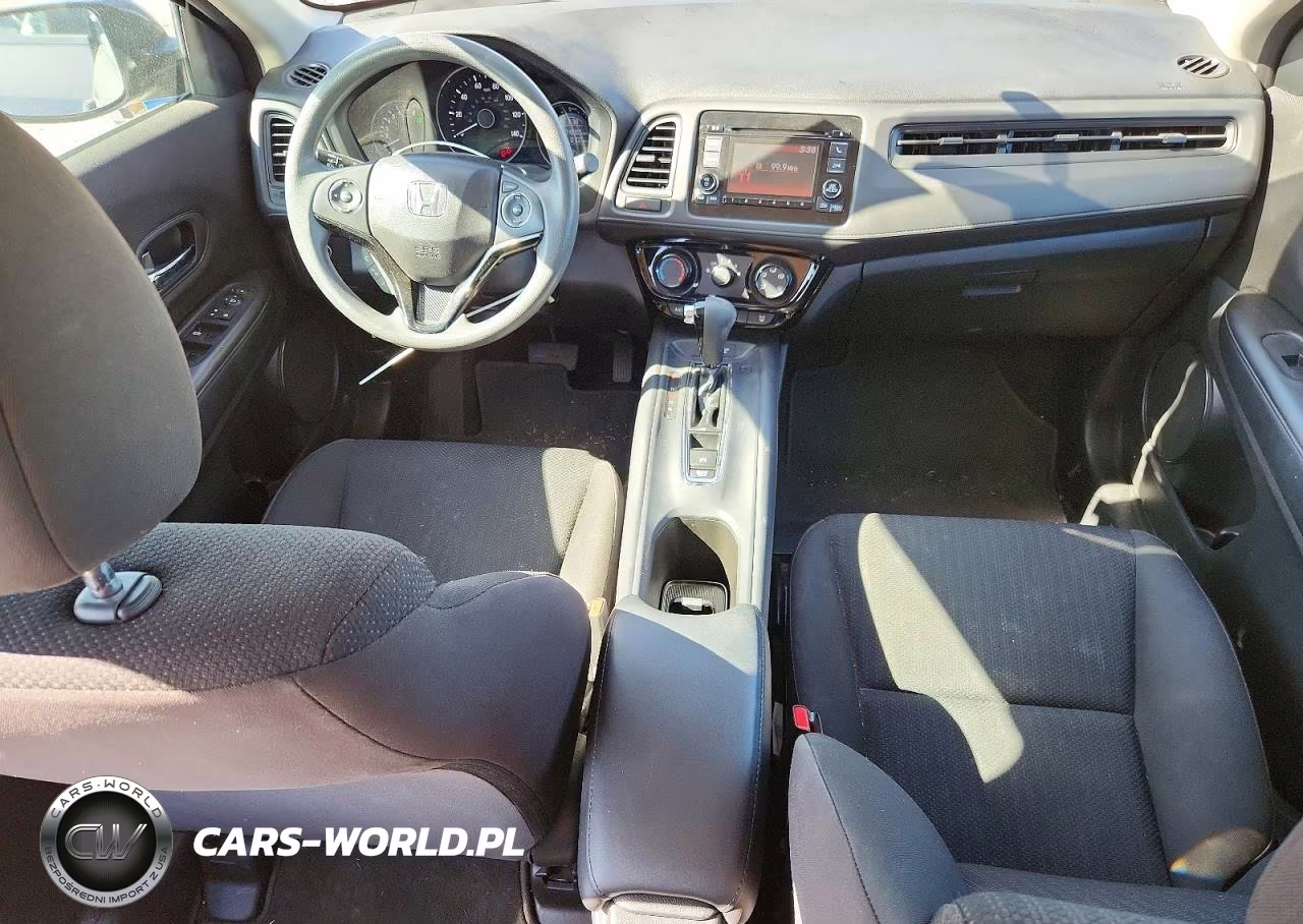 2018 Honda Hr-V Lx VIN:3CZRU6H31JG719052 - 8