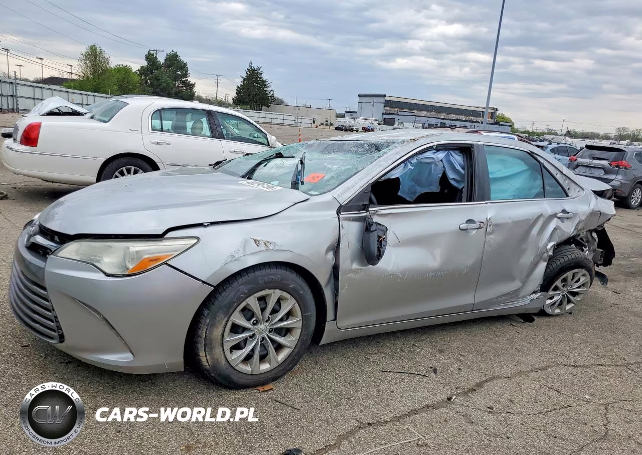 2016 Toyota Camry Le