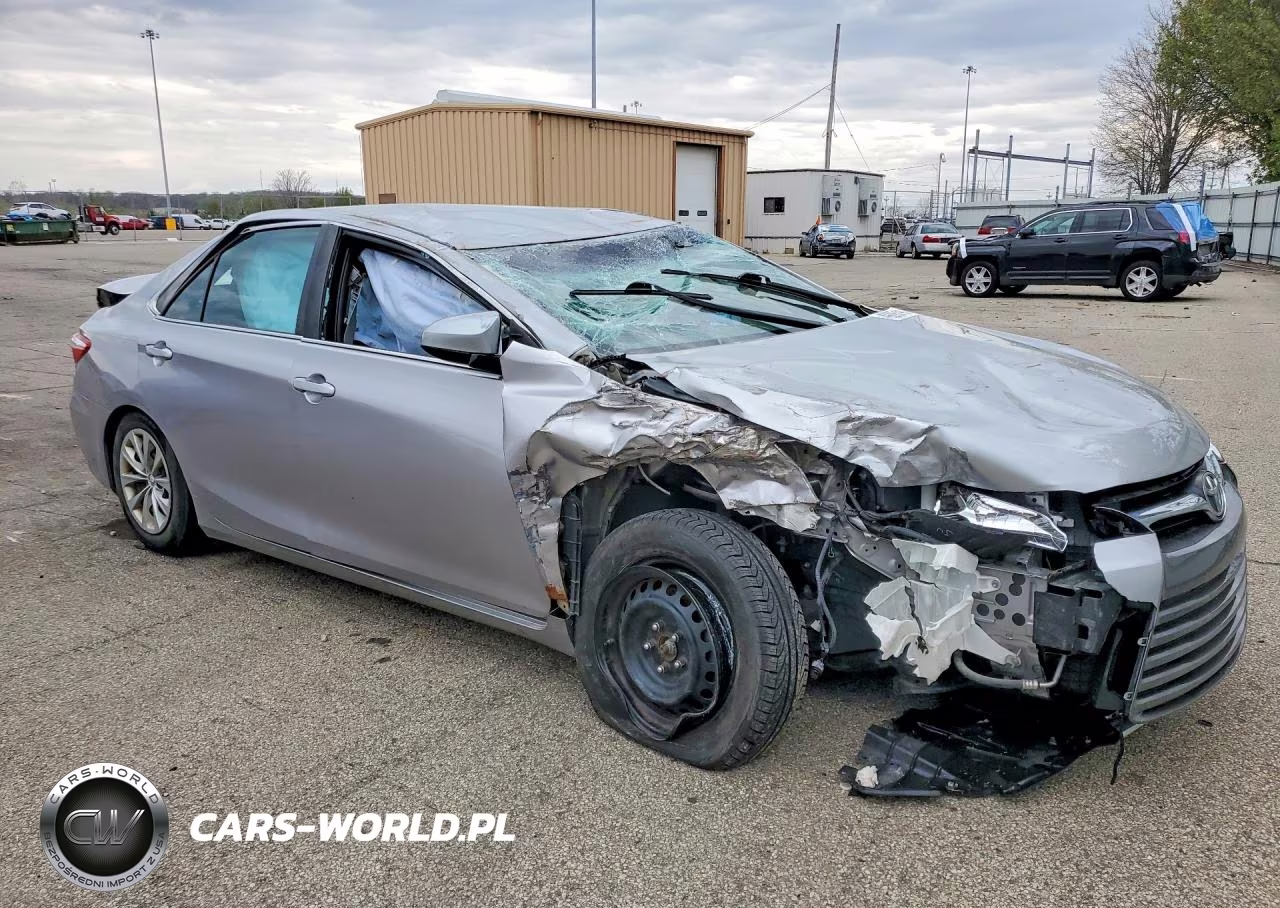 2016 Toyota Camry Le VIN:4T1BF1FK4GU149662 - 4