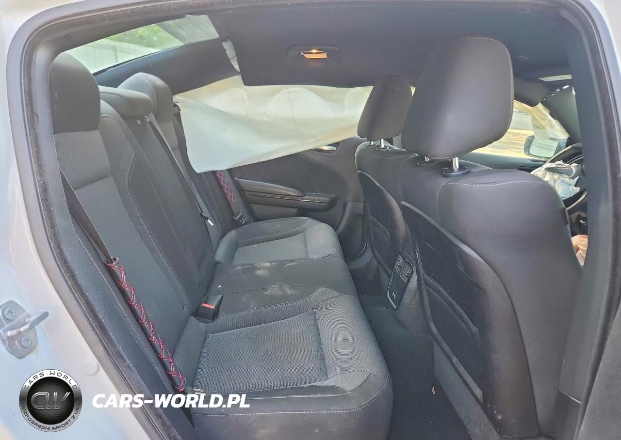 2019 Dodge Charger Sxt VIN:2C3CDXBG3KH704121 - 10
