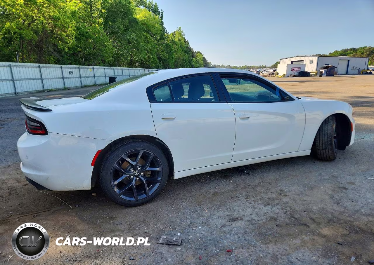 2019 Dodge Charger Sxt VIN:2C3CDXBG3KH704121 - 3