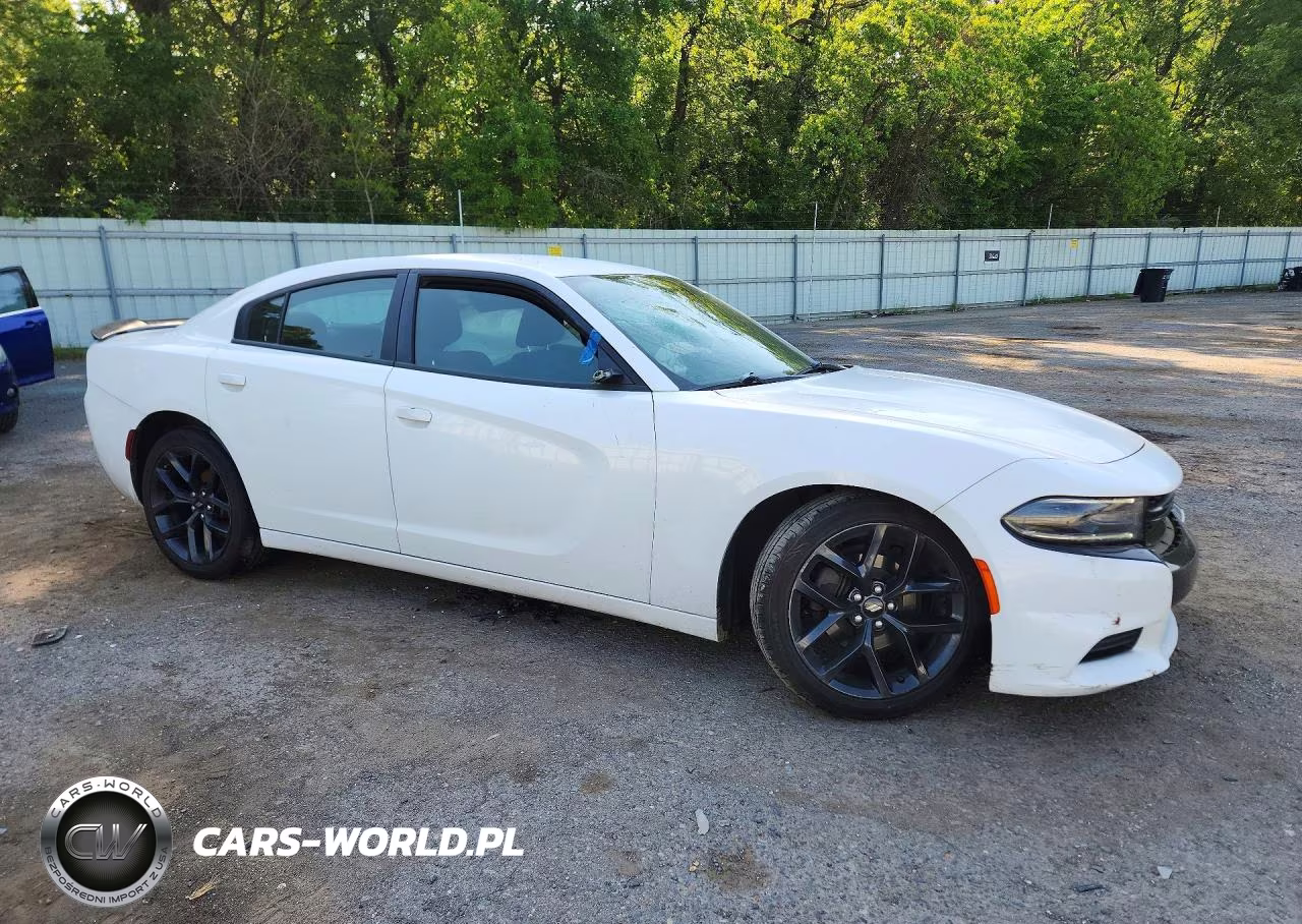 2019 Dodge Charger Sxt VIN:2C3CDXBG3KH704121 - 4