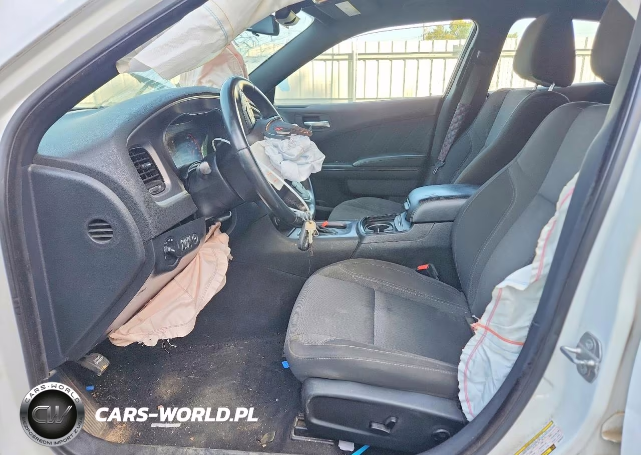 2019 Dodge Charger Sxt VIN:2C3CDXBG3KH704121 - 7
