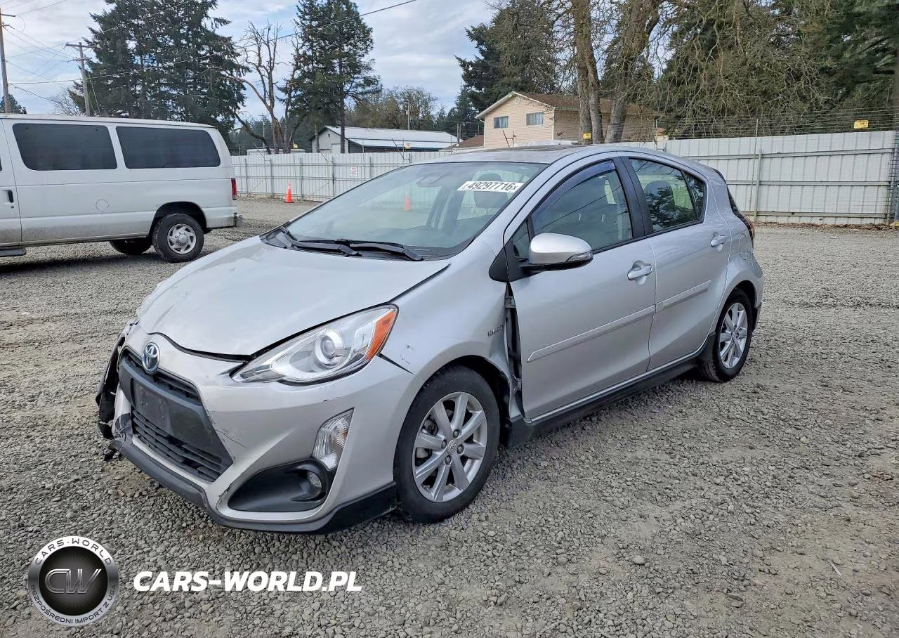 2017 Toyota Prius C Four