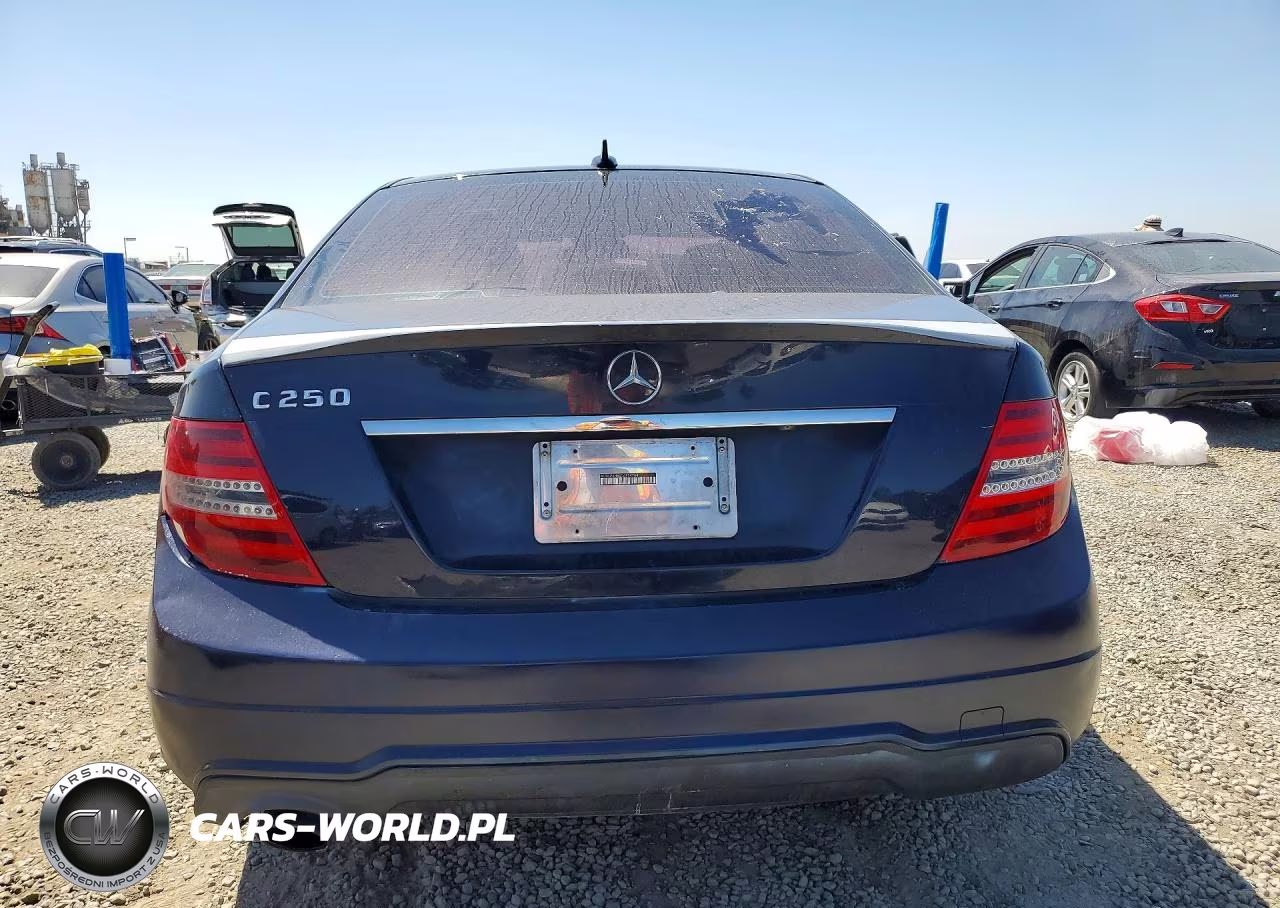 2013 Mercedes-Benz C 250 VIN:WDDGF4HB4DA854764 - 6