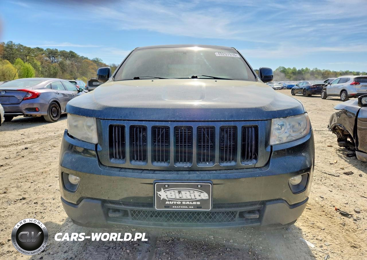 2011 Jeep Grand Cherokee Laredo VIN:1J4RR4GGXBC715614 - 5