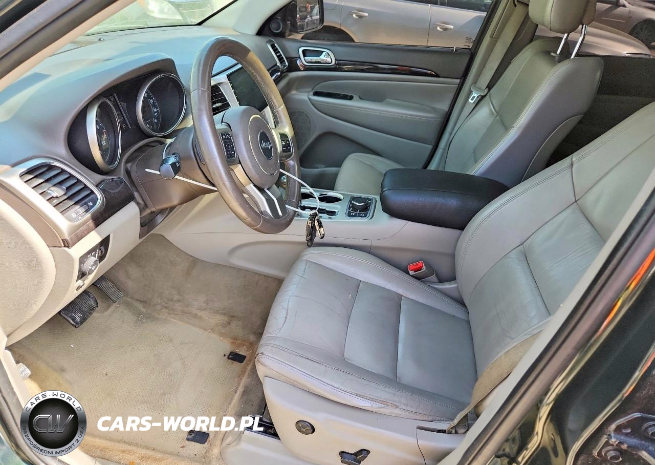 2011 Jeep Grand Cherokee Laredo VIN:1J4RR4GGXBC715614 - 7