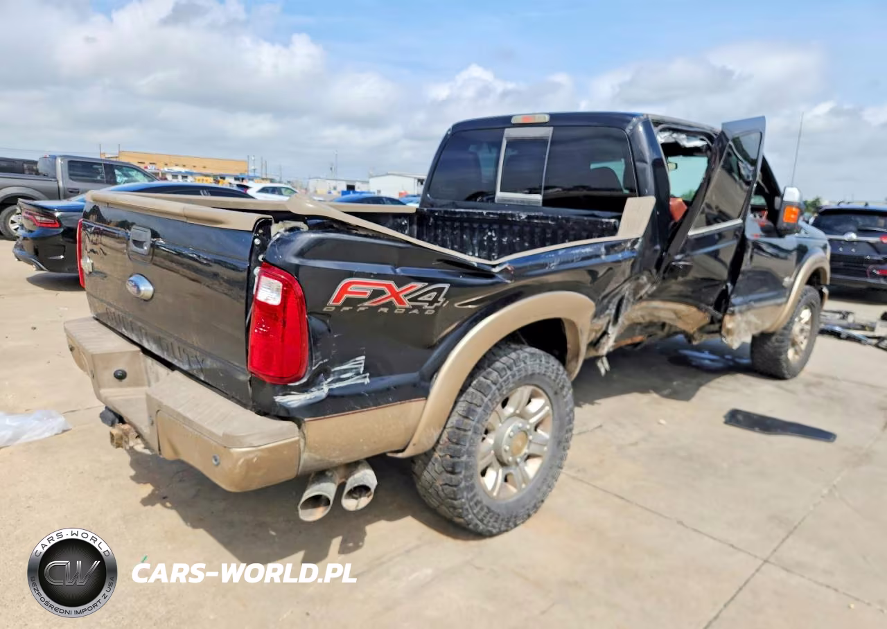 2014 Ford F250 Super Duty VIN:1FT7W2BT2EEA83943 - 3