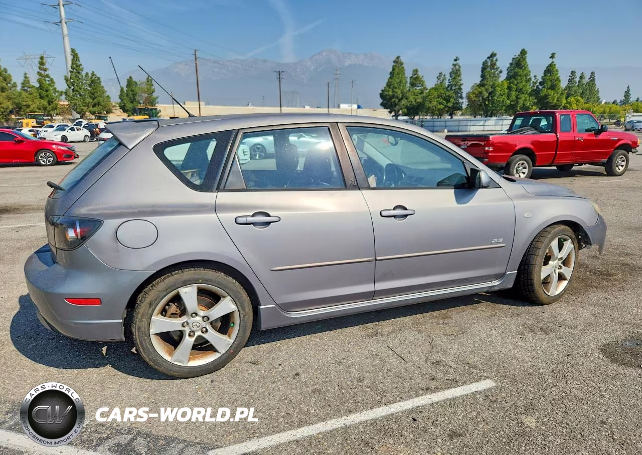 2006 Mazda 3 Hatchback VIN:JM1BK344561420082 - 3