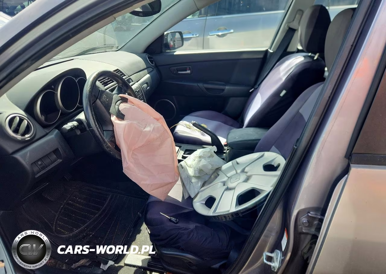 2006 Mazda 3 Hatchback VIN:JM1BK344561420082 - 7