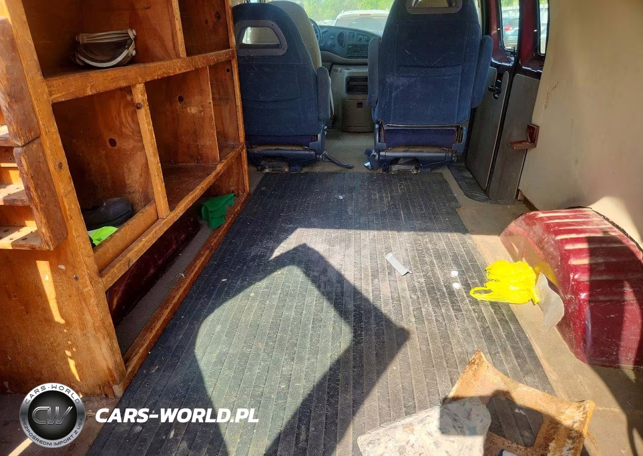 2003 Ford Econoline E150 Van VIN:1FTRE14L43HB94069 - 10