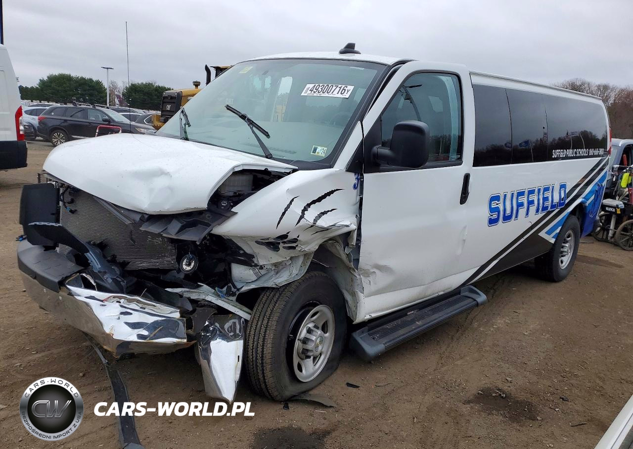 2023 Chevrolet Express G3500 Ls