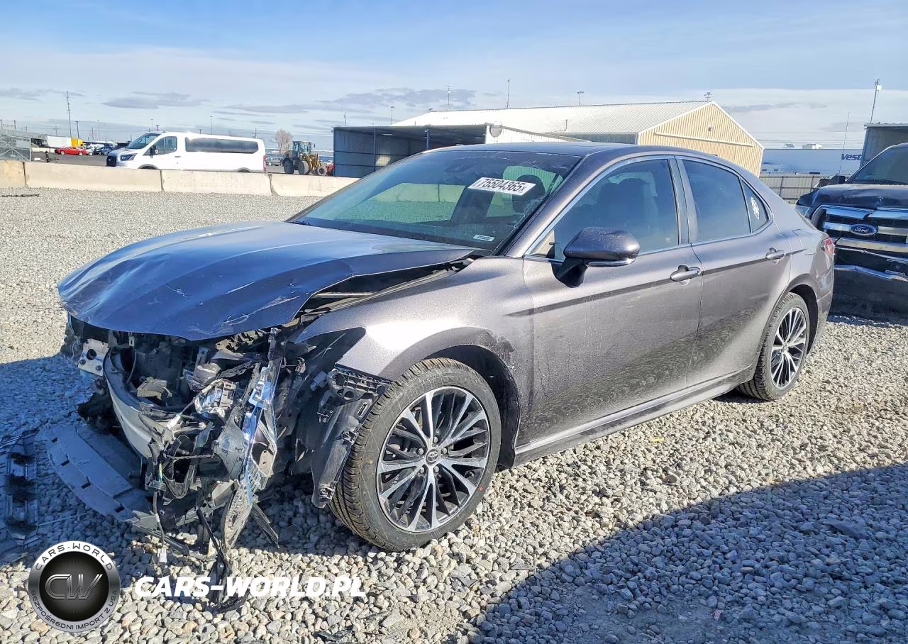 2018 Toyota Camry L – zdjęcie 1 z 12