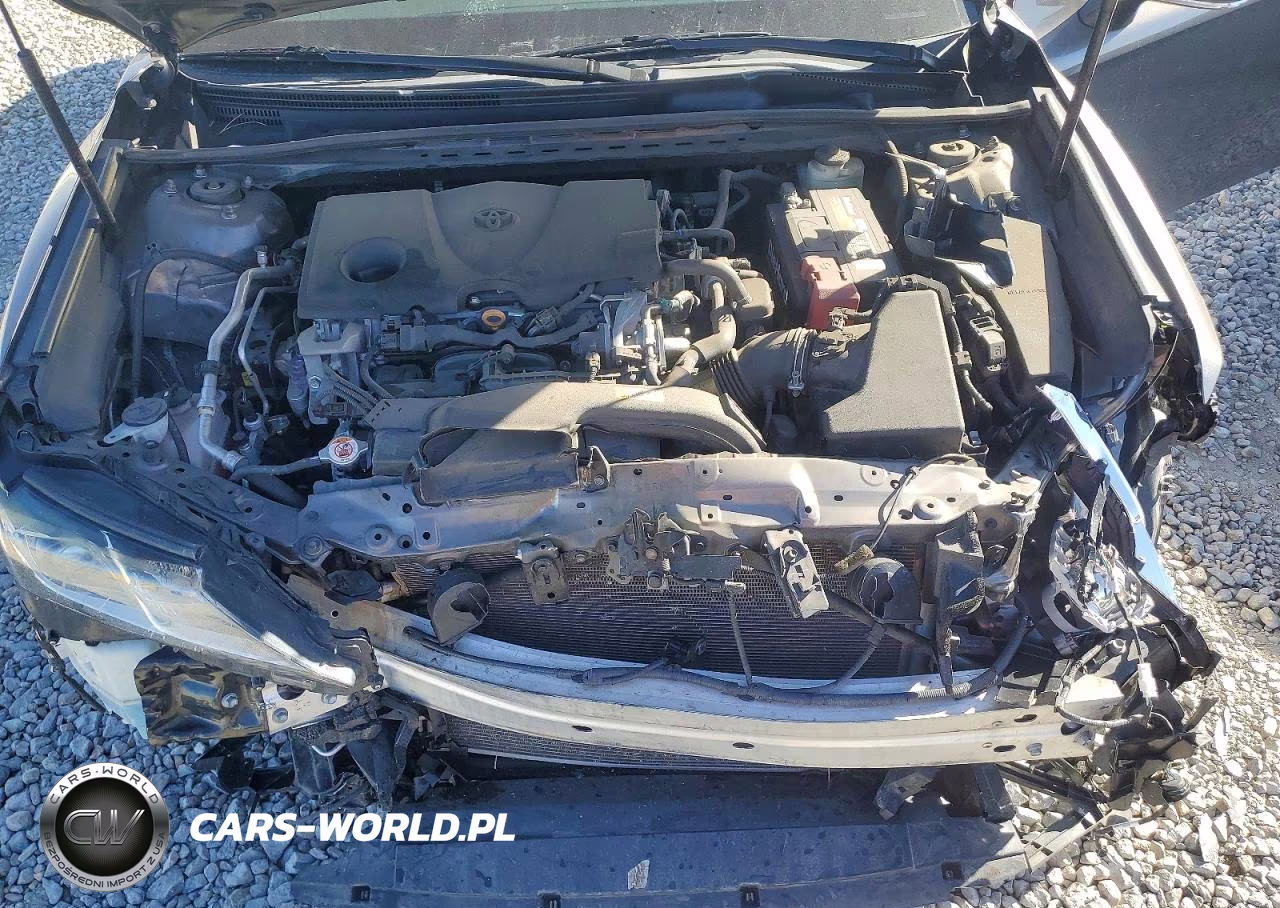 2018 Toyota Camry L VIN:4T1B11HK5JU616087 - 11