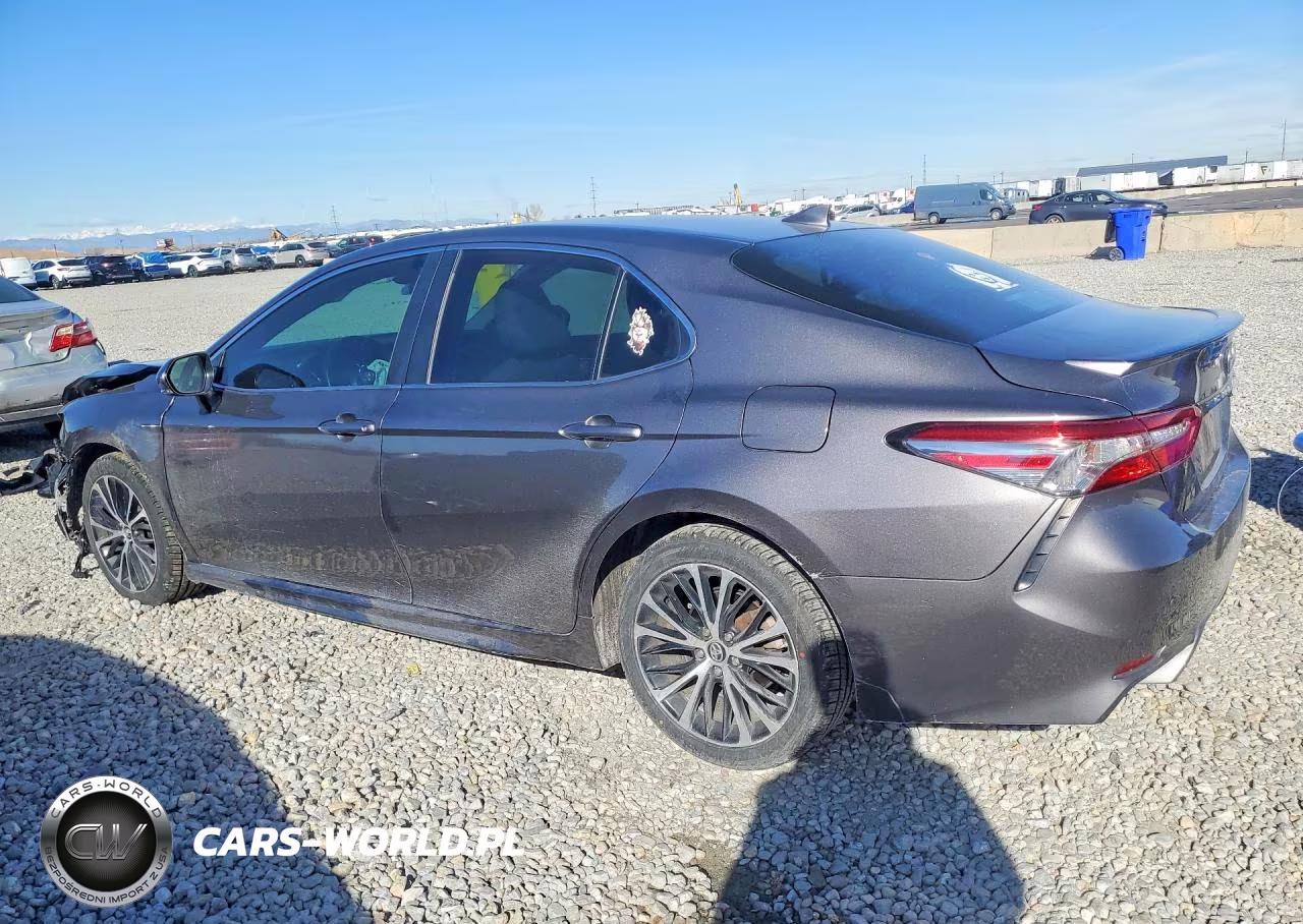 2018 Toyota Camry L VIN:4T1B11HK5JU616087 - 2