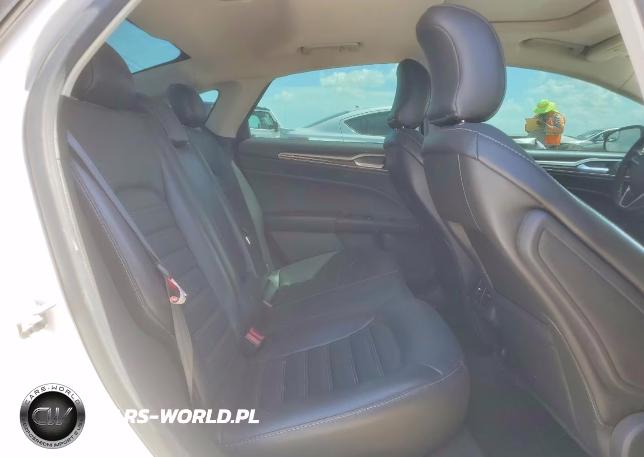 2016 Ford Fusion Se VIN:3FA6P0H98GR380021 - 10