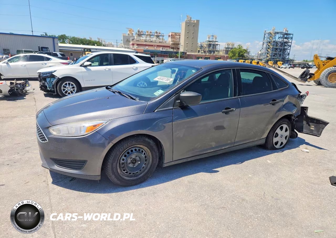 2017 Ford Focus S – zdjęcie 1 z 12