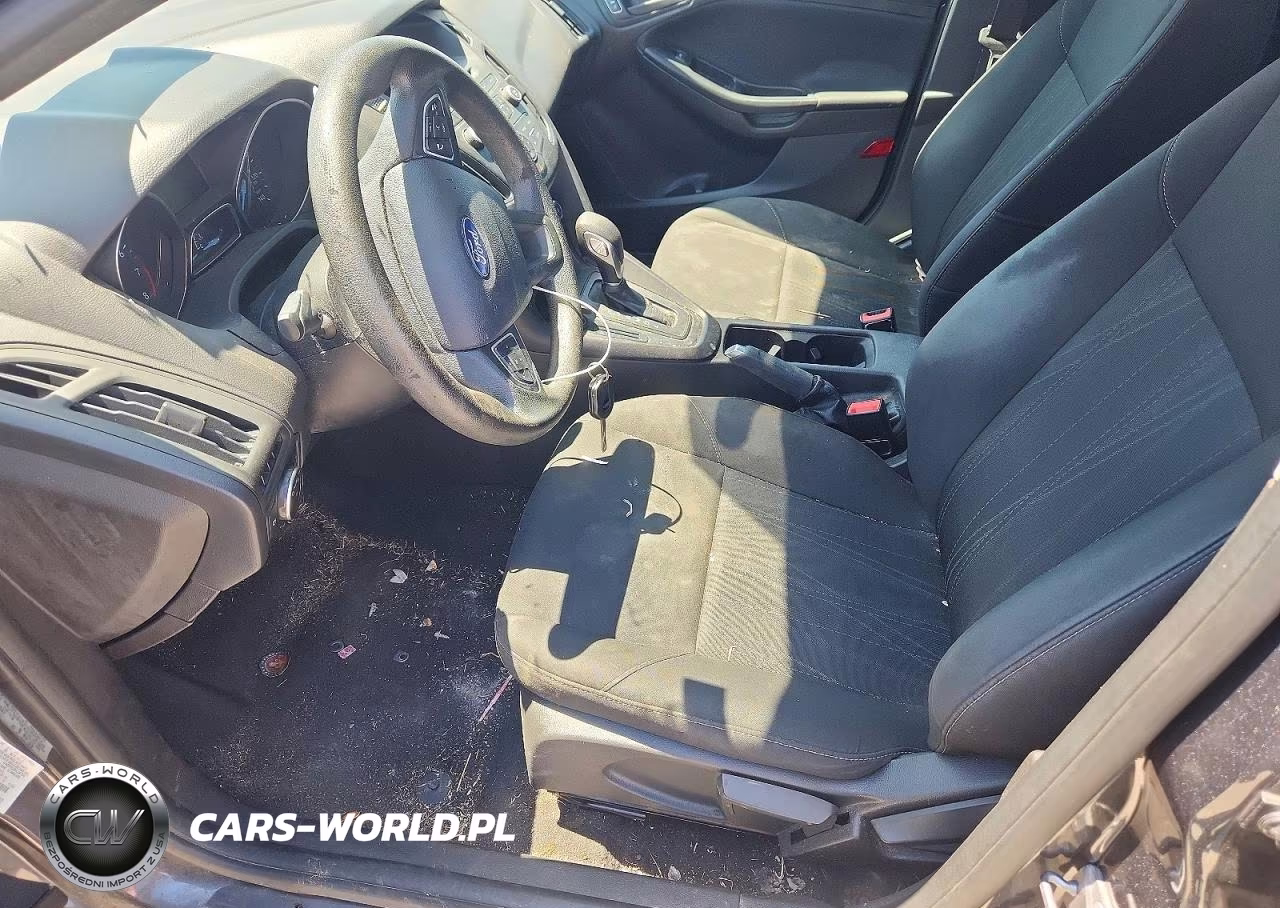 2017 Ford Focus S VIN:1FADP3E25HL347302 - 7