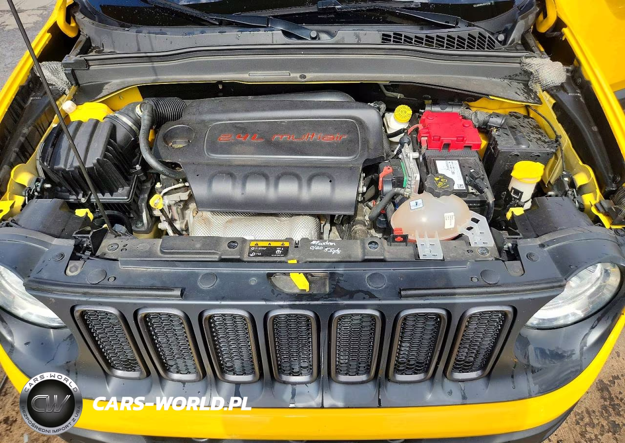 2018 Jeep Renegade Trailhawk VIN:ZACCJBCB4JPH15796 - 12