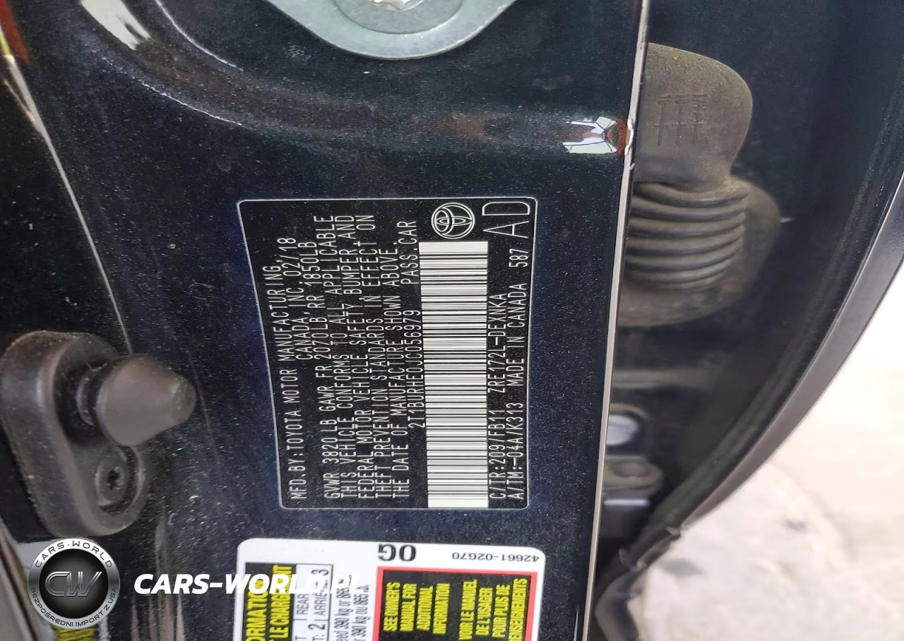2018 Toyota Corolla Le VIN:2T1BURHE0JC056979 - 12