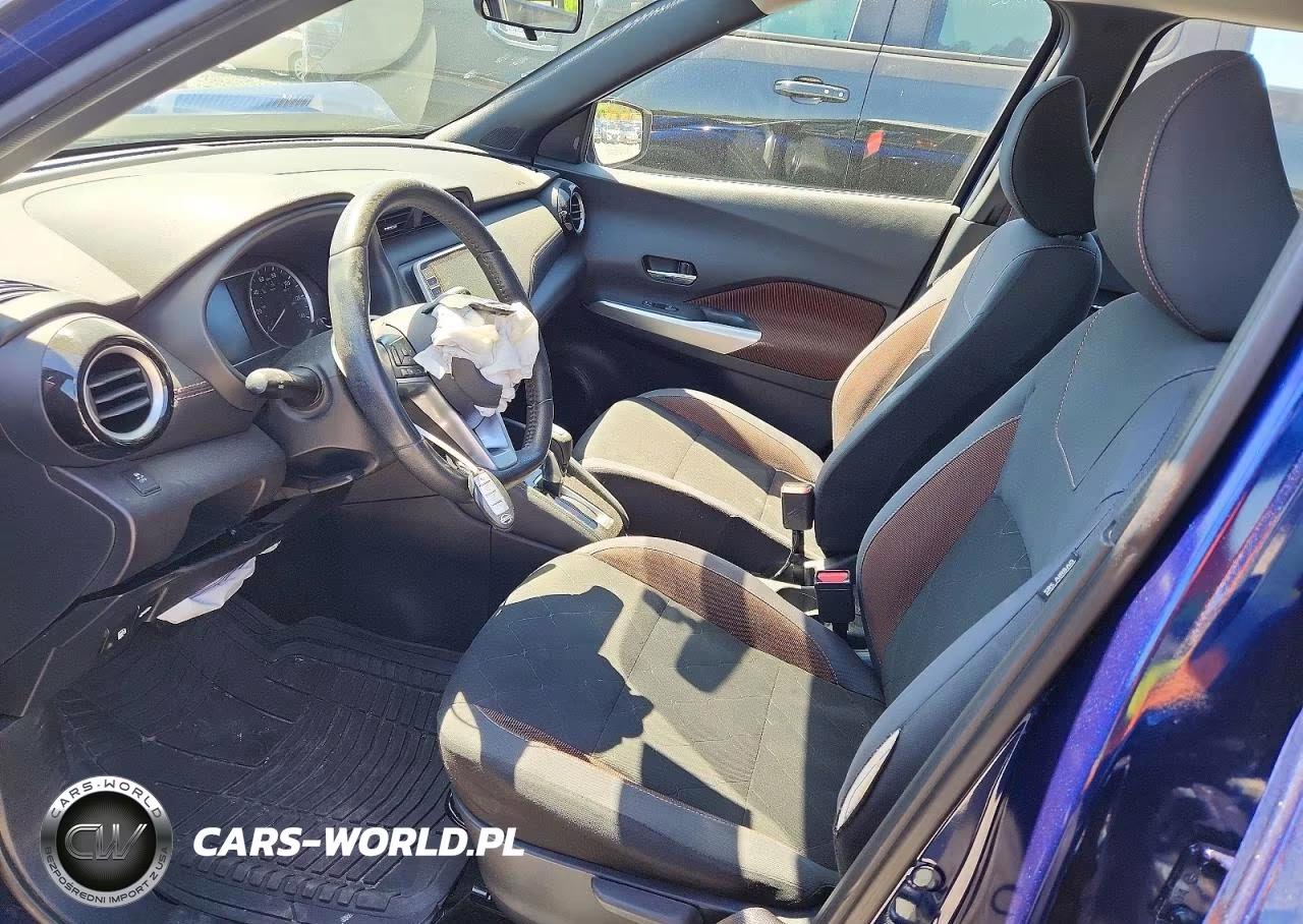 2019 Nissan Kicks Sr VIN:3N1CP5CU4KL535393 - 7