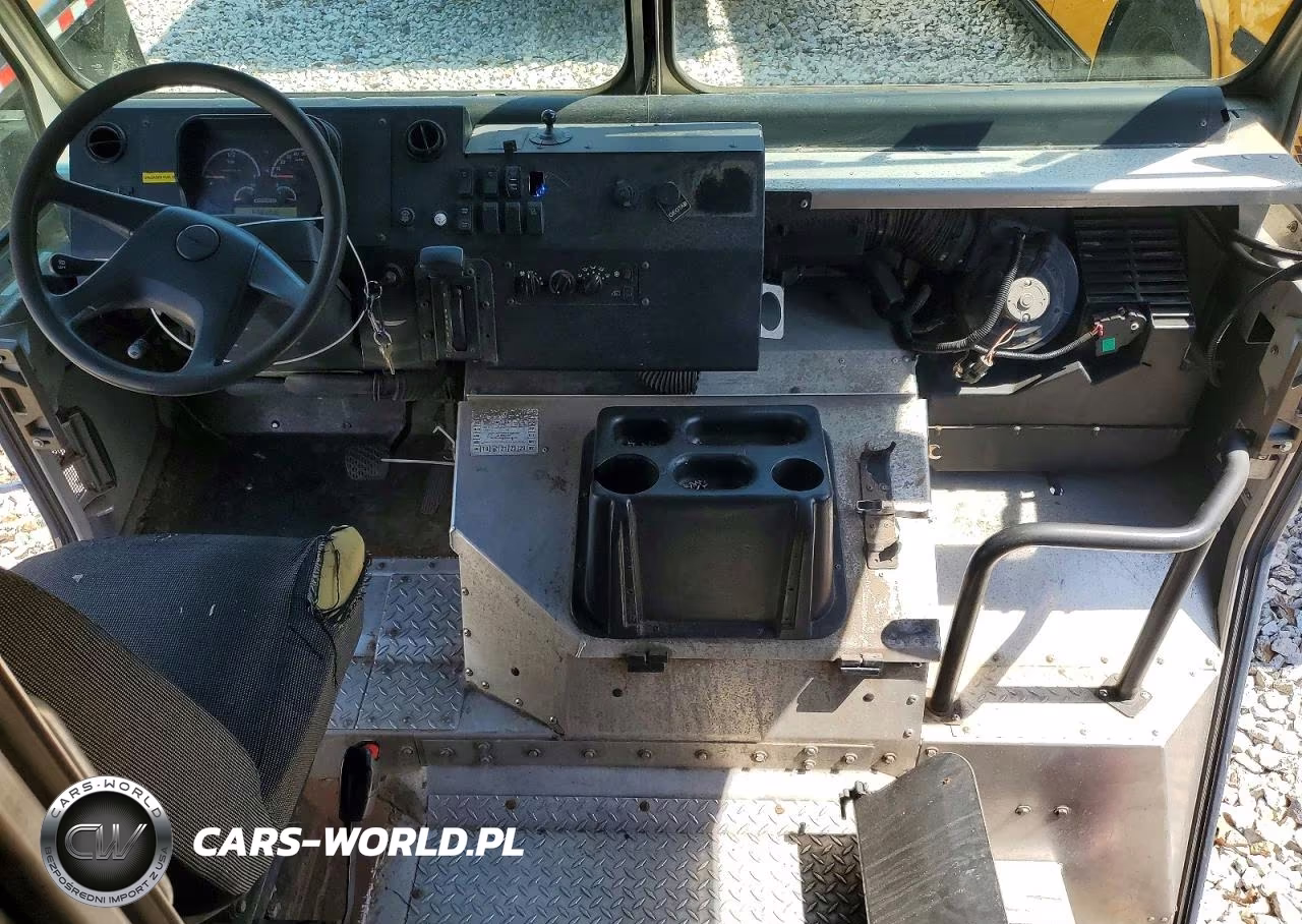 2020 Freightliner Mt45 Chassis Delivery Truck VIN:4UZAC2EA6LCMH8121 - 8