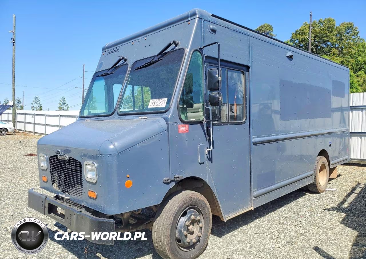 2020 Freightliner Chassis M Line Walk-In Van