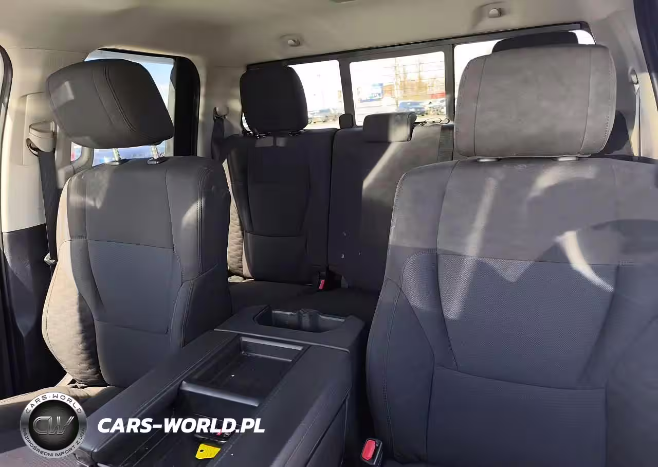 2024 Toyota Tundra Double Cab Sr VIN:5TFKB5GD3RX002547 - 10